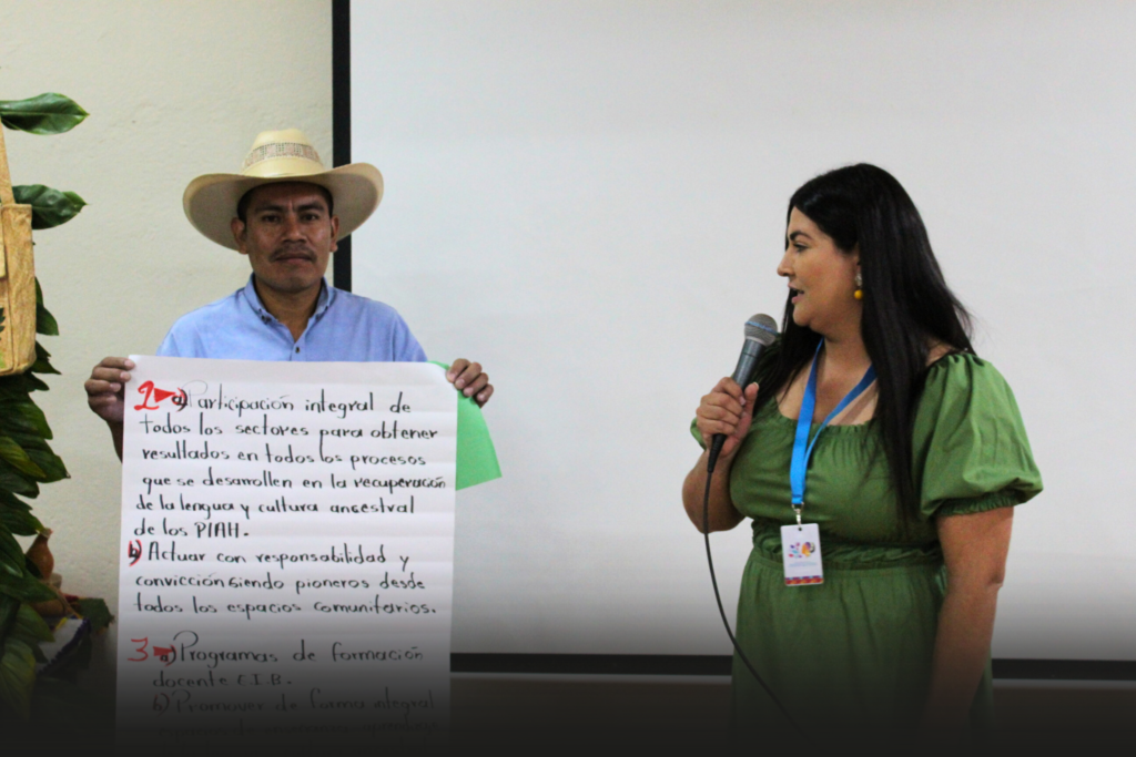 Como parte del taller se les consultó propuestas en equipos de trabajo a los representantes de los pueblos.