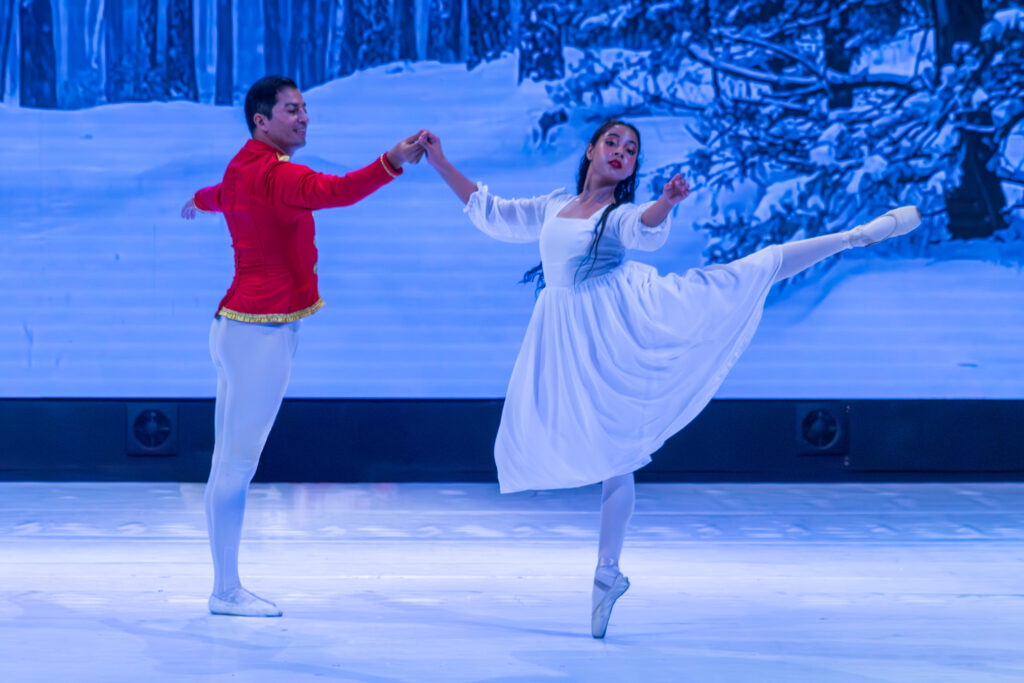 En escena Oscar Moreno y Darcy Girón.